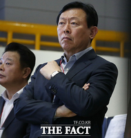  신동빈 회장, 251억 규모 롯데케미칼 주식 매각