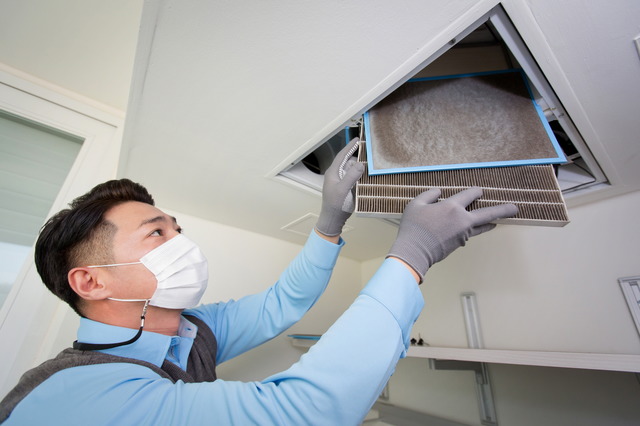 코웨이는 1일 아파트 환기장치 케어 서비스를 론칭했다고 밝혔다. /코웨이 제공