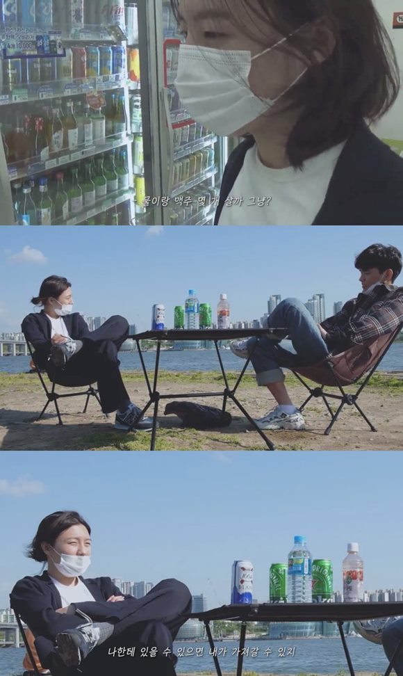 싱어송라이터 유승우가 공식 유튜브 채널에 프롤로그라는 제목의 영상을 올리고 유튜버로서 본격적인 활동을 예고했다. /하이라인엔터테인먼트 제공