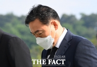  김오수, 현충원 참배…'국민 중심 검찰 만들겠다'