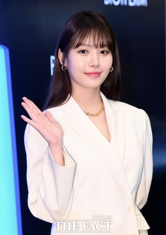 가수 겸 배우 유라가 SBS 파워FM 영스트리트 스페셜 DJ로 일주일간 활약할 예정이다. /더팩트 DB