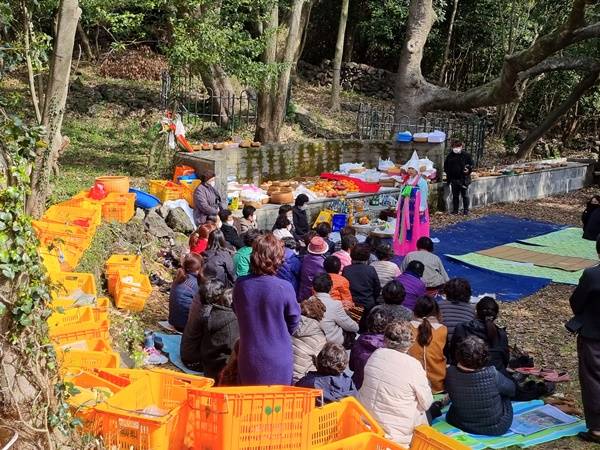 제주도는 ‘한남리 본향당굿’을 제주도 향토무형유산 제10호로 지정 공고했다고 4일 밝혔다.