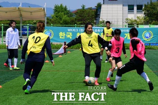 여자 프로 축구지도자 강습회가 지난 2일에 시작해 9일까지 남원 일대에서 진행중이다. /남원시 제공