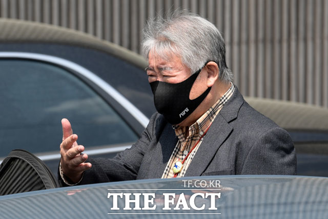 김우남 한국마사회 회장은 전 세계 재활 승마인들의 학술 교류 무대인 2021 세계재활승마연맹 세계대회 공동조직위원장을 맡으며 왕성한 활동을 펼치고 있다. /남용희 기자