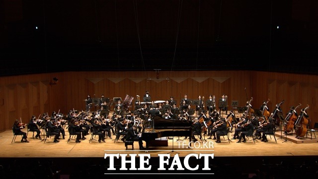 11일 서초동 예술의전당 콘서트홀에서 <더팩트>가 주최한 THE FACT와 함께하는 라흐마니노프 피아노협주곡 시리즈 공연이 성황리에 개최됐다.
