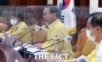  김부겸 총리, '7월부터 새 거리두기 개편안 예고… 방역과 일상에 큰 변화 예상' [TF사진관]