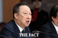  박용만 회장 '대통령·경제사절단 세일즈 폄하…답답하다'