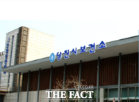  '화이자 백신 특혜 논란' 당진시 보건소장 직위해제