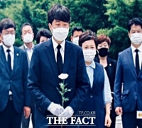  '통합정치'에 한 발…국민의힘 이준석 대표 봉하마을 첫 방문