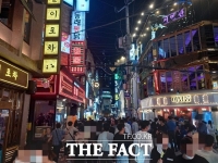  영업시간·인원제한 제한 풀린 '첫 주말'…부산 시내 곳곳 '활기'