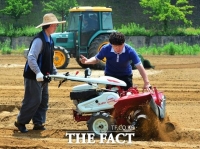  충북도, 농기계 임대료 감면 연말까지 연장… 최대 50% 자율 적용
