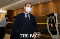  최재형 부친 빈소 문상온 권영세 [TF사진관]