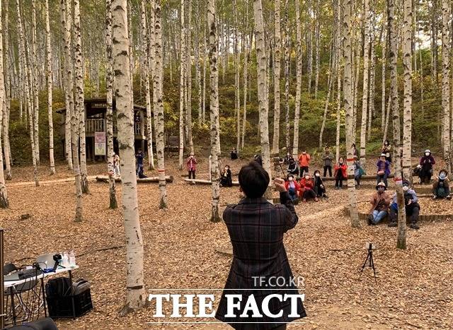 지난해 인제 자작나무숲에서 열린 숲속 문화 공연 / 산림청 제공