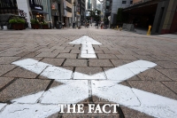  '거리두기 4단계' 발길 끊긴 명동 [포토]