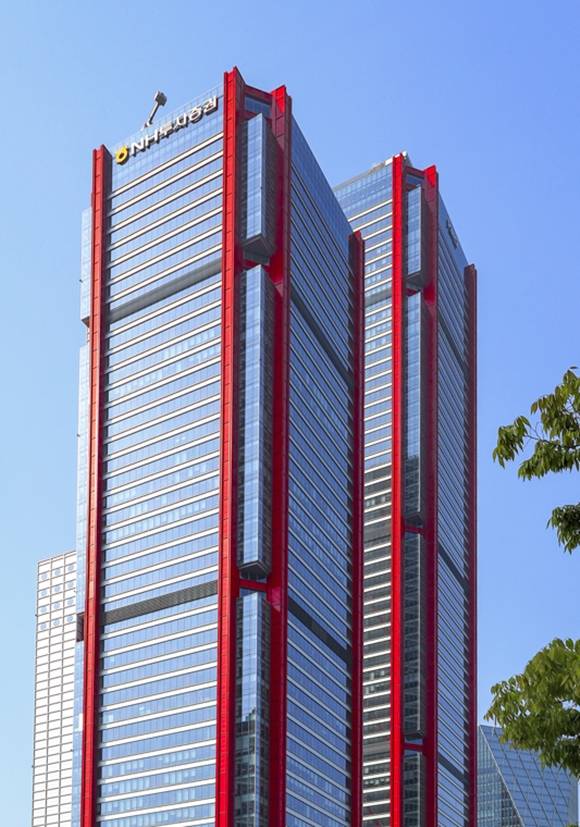 NH투자증권은 이르면 이달 말께 KEB하나은행과 한국예탁결제원을 대상으로 소송에 돌입할 계획이다. /NH투자증권 제공