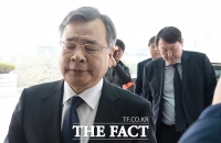  법무부, '박영수는 공직자? 유권해석 적절치 않아'
