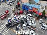  여수시 광무동 4거리 교통사고로 3명 사망, 9명 중경상
