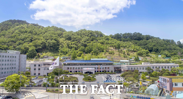 충남 공주시는 저소득 위기가구를 대상으로 한 한시적 긴급복지 지원 기한을 오는 9월까지 연장 운영한다고 밝혔다./공주시청 제공