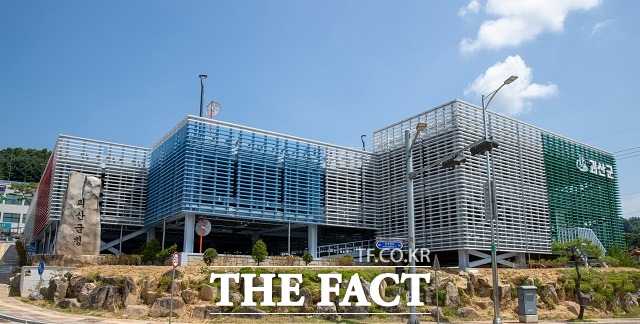 29일 준공된 괴산군청 주차타워. / 괴산군 제공