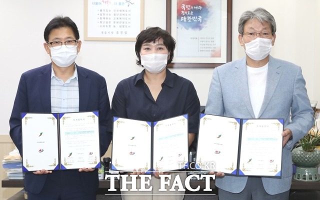 ㈜바이오메이신 방은주 대표는 “기업을 위해 적극적인 지원을 아끼지 않는 정읍시에 감사드린다”며 “환영해 주신만큼 이번 투자를 바탕으로 정읍시의 지역경제 활성화에 기여할 수 있도록 최선의 노력을 다할 것”이라고 밝혔다. / 정읍시 제공