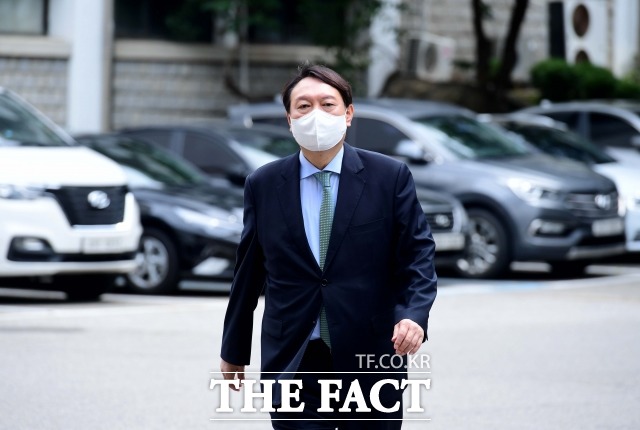 윤석열 전 검찰총장이 30일 전격 국민의힘에 입당했다. /국회사진취재단