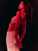  김예림, 신곡 'FALLING' 발표…바다의 여신 모티브