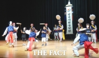  정읍시립농악단, 공연과 체험으로 아이들과 전통의 향을 나누다