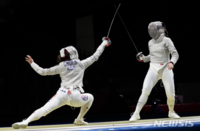  펜싱 여자 사브르, 세계 1위 러시아에 완패...결승행 좌절