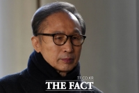  '지병 치료' 이명박 전 대통령, 엿새 만에 퇴원