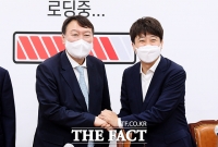  이준석, 윤석열에 '일심동체 대동단결'…尹 '모든 걸 바치고 헌신'