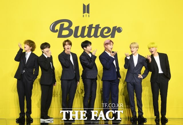 방탄소년단의 Butter가 올해 핫 100에서 가장 많이 1위를 차지한 곡이 됐다. /더팩트 DB