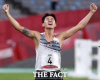  전웅태, 한국 첫 근대5종 동메달 획득 [TF사진관]