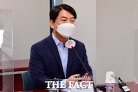  힘 빠진 안철수, 지지율 '바닥'에 합당 주도권 상실