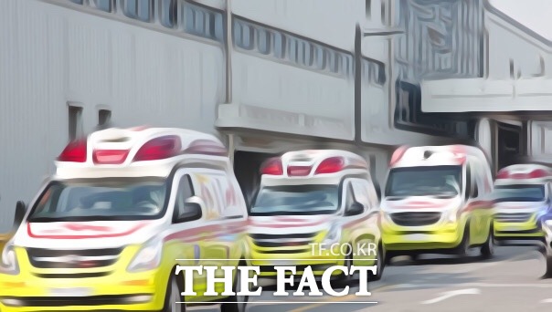 지난 9일 오후 6시 54분쯤 충북 청주시 청원구 오창읍의 한 공장에서 화학물질이 유출돼 근로자 4명이 다쳤다. 사진은 기사 내용과 무관함. / 더팩트DB