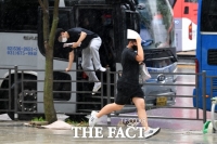  [오늘의 날씨] '전국 곳곳 소나기'…중부지방 폭염특보 해제