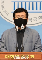  與 끊임없는 신경전…설훈, 김두관에 '동료 음해 멈추라'