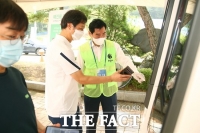  김상돈 의왕시장, 예방접종센터 봉사활동 참여