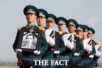  카자흐스탄 대통령, '독립전쟁 영웅' 홍범도 장군 유해와 함께 코로나 시대 첫 국빈 방문