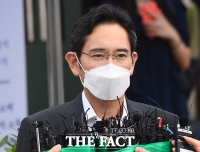  이재용, '열심히 하겠다' 말하고 곧바로 서초사옥 출근