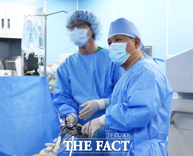 부평세림병원에서 진행 중인 단일공복강경수술. 사진/부평세림병원 제공