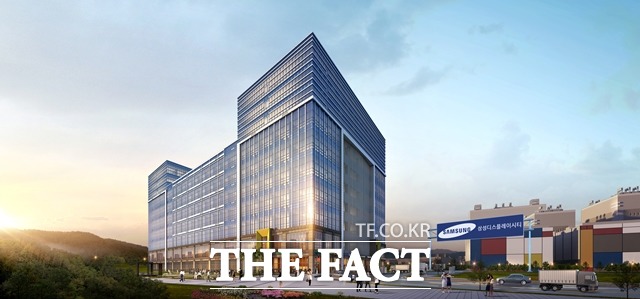 지식산업센터인 더 콜럼버스 아산 탕정이 분양홍보관을 개관하고 본격적인 분양에 나선다. 사진은 더 콜럼버스 아산 탕정 투시도. / 더 콜럼버스 아산 탕정 제공