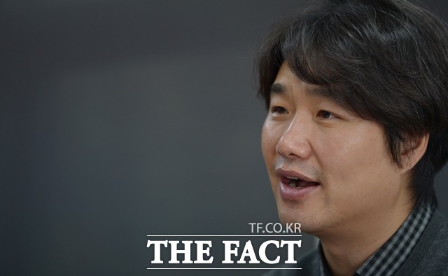 가수 출신 기업인 김태욱 대표가 설립한 아이패밀리SC(옛 아이웨딩네트웍스)가 지난 19일 상장 예비심사에 통과했다. /뉴시스