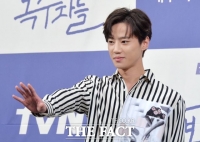  배우 이준영, 음주운전 차량 잡아…경찰에 인계