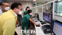  코로나19 병상 확인하는 김부겸 국무총리 [포토]