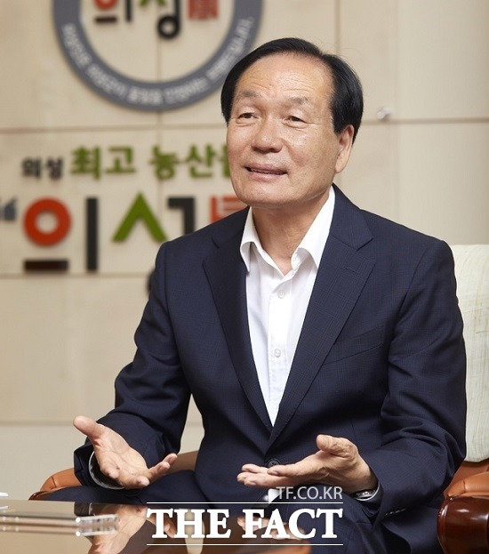 김주수 의성군수가 뇌물수수 혐의로 영장실질심사를 받는다. 김주수 의성군수./의성=이민 기자