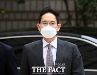  담담한 표정의 이재용 부회장 [포토]