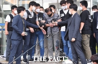  '전자발찌 연쇄살인' 강윤성 송치…'성관계 거부, 범행동기 아냐'