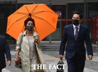  '가세연' 강용석 체포되자 날개 단 이재명?…김부선 '구속되면 재판 자신없어'