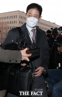  손준성 '고발장 안 썼다'…'본 적 있나' 묻자 대답 안 해