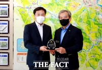  곡성군, 코로나19로 힘든 '소상공인 지원' 빛났다